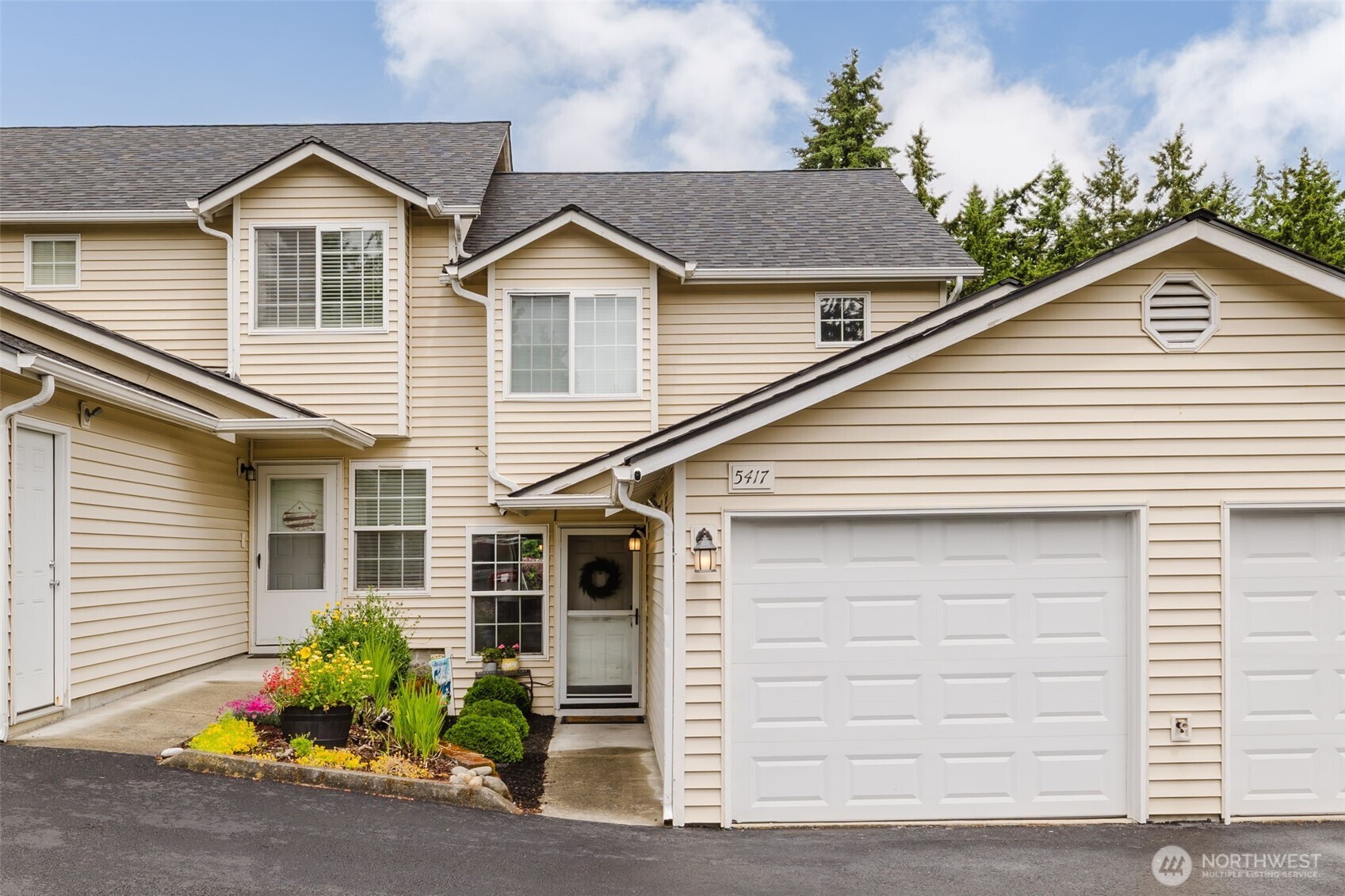 5417 99th Street Court E Puyallup WA 98373