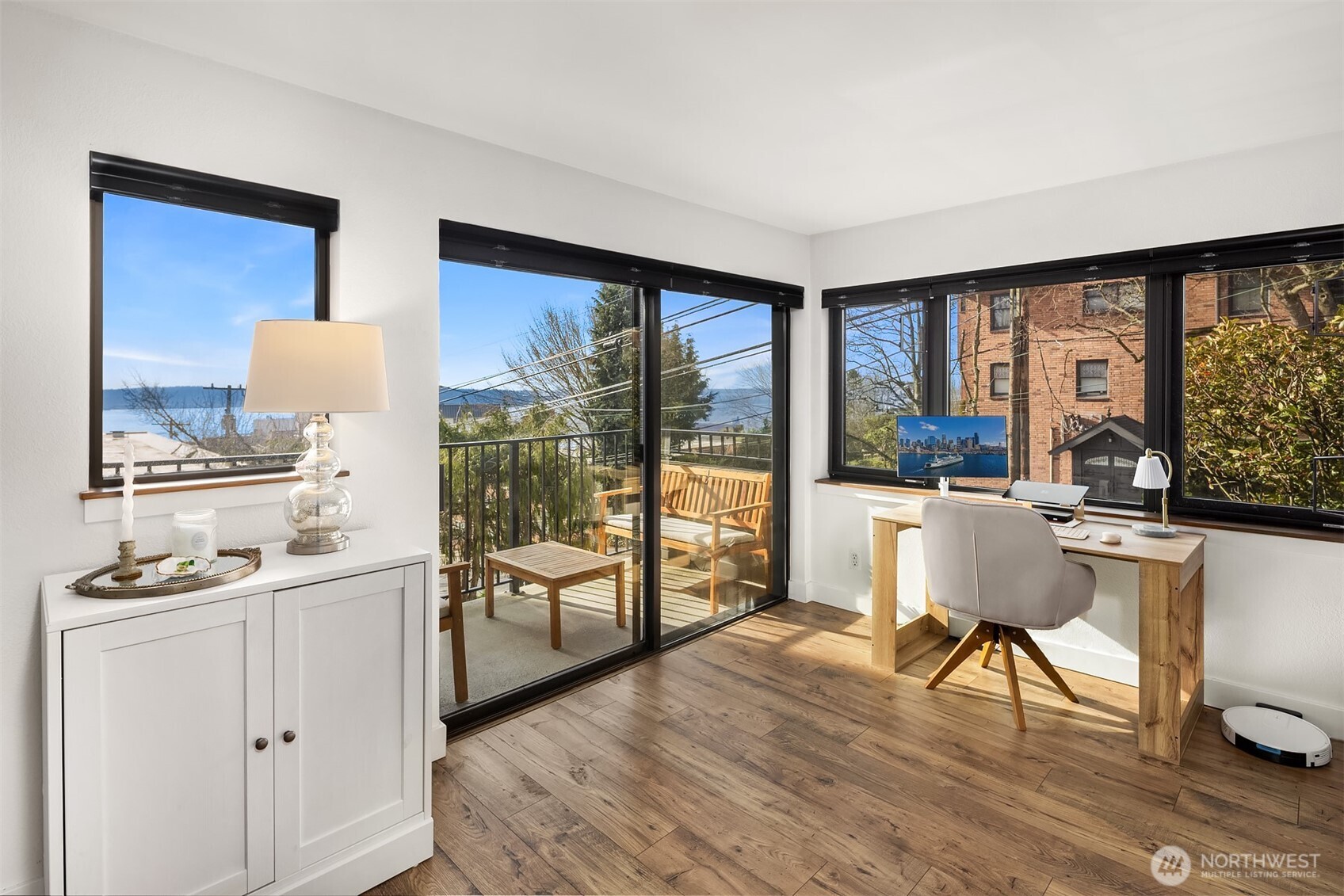 7 Highland Drive Seattle WA 98109