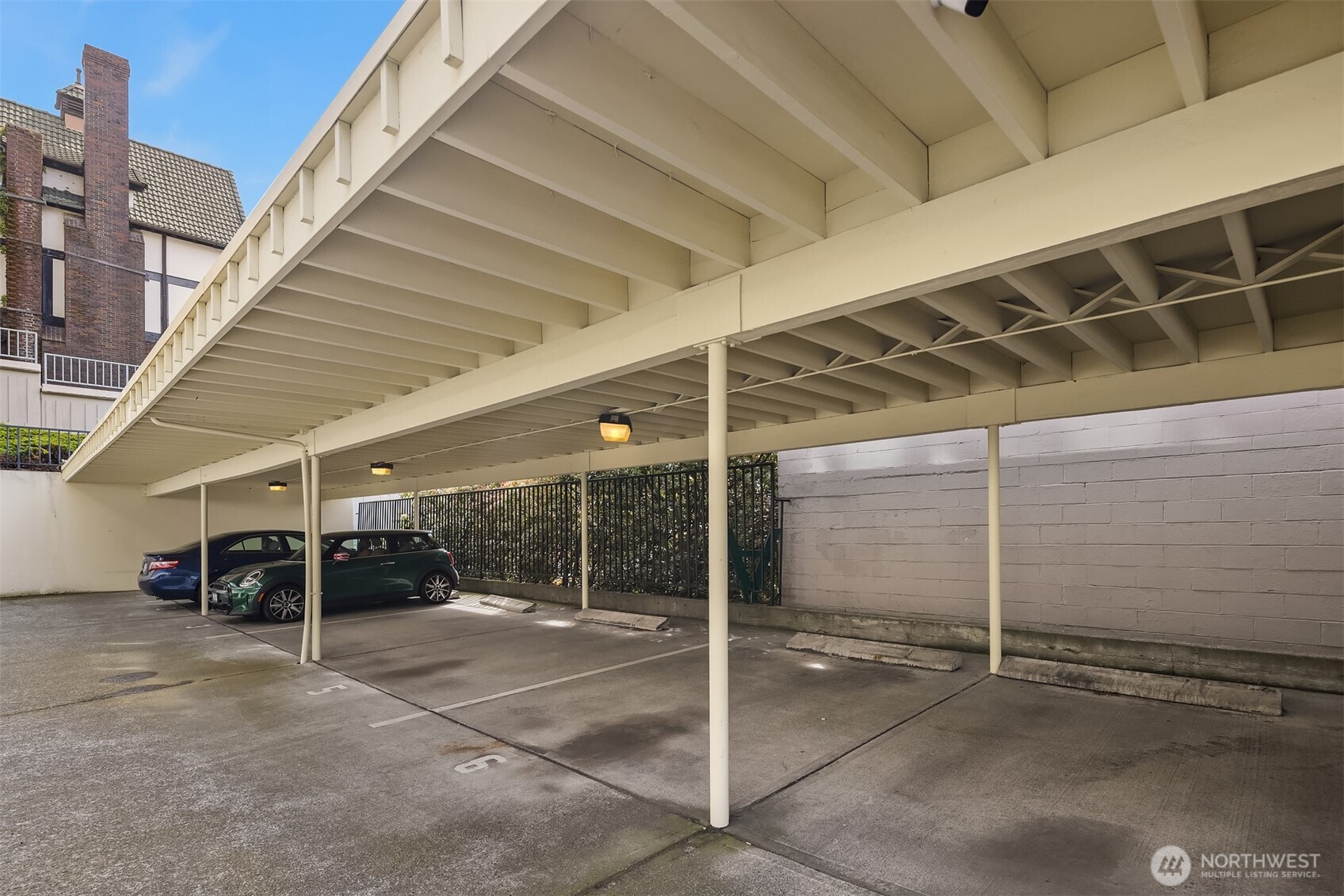 7 Highland Drive Seattle WA 98109