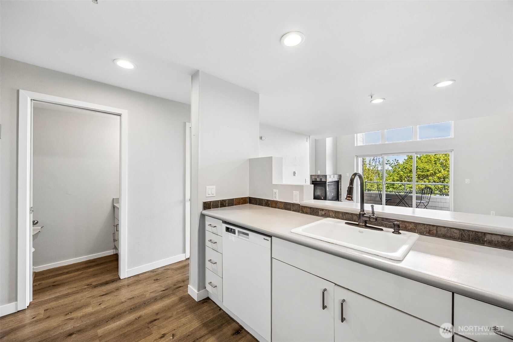 1 Broadway Tacoma WA 98402