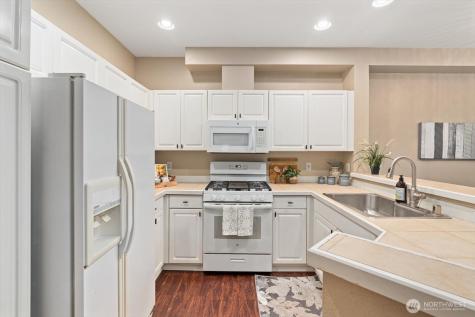 12530 Admiralty Way Everett WA 98204
