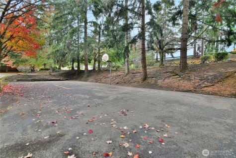700 N 160th Street Shoreline WA 98133