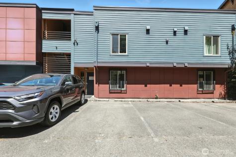29 Etruria Street Seattle WA 98109