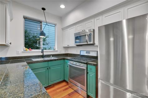 2367 Yakima Court Tacoma WA 98405