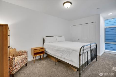 2367 Yakima Court Tacoma WA 98405