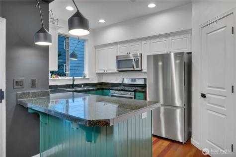 2367 Yakima Court Tacoma WA 98405