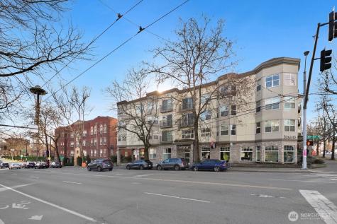 621 5 Avenue N Seattle WA 98109