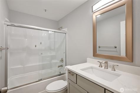 12618 109th Court NE Kirkland WA 98034