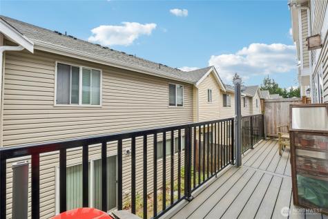 5913 111th Street Court E Puyallup WA 98373