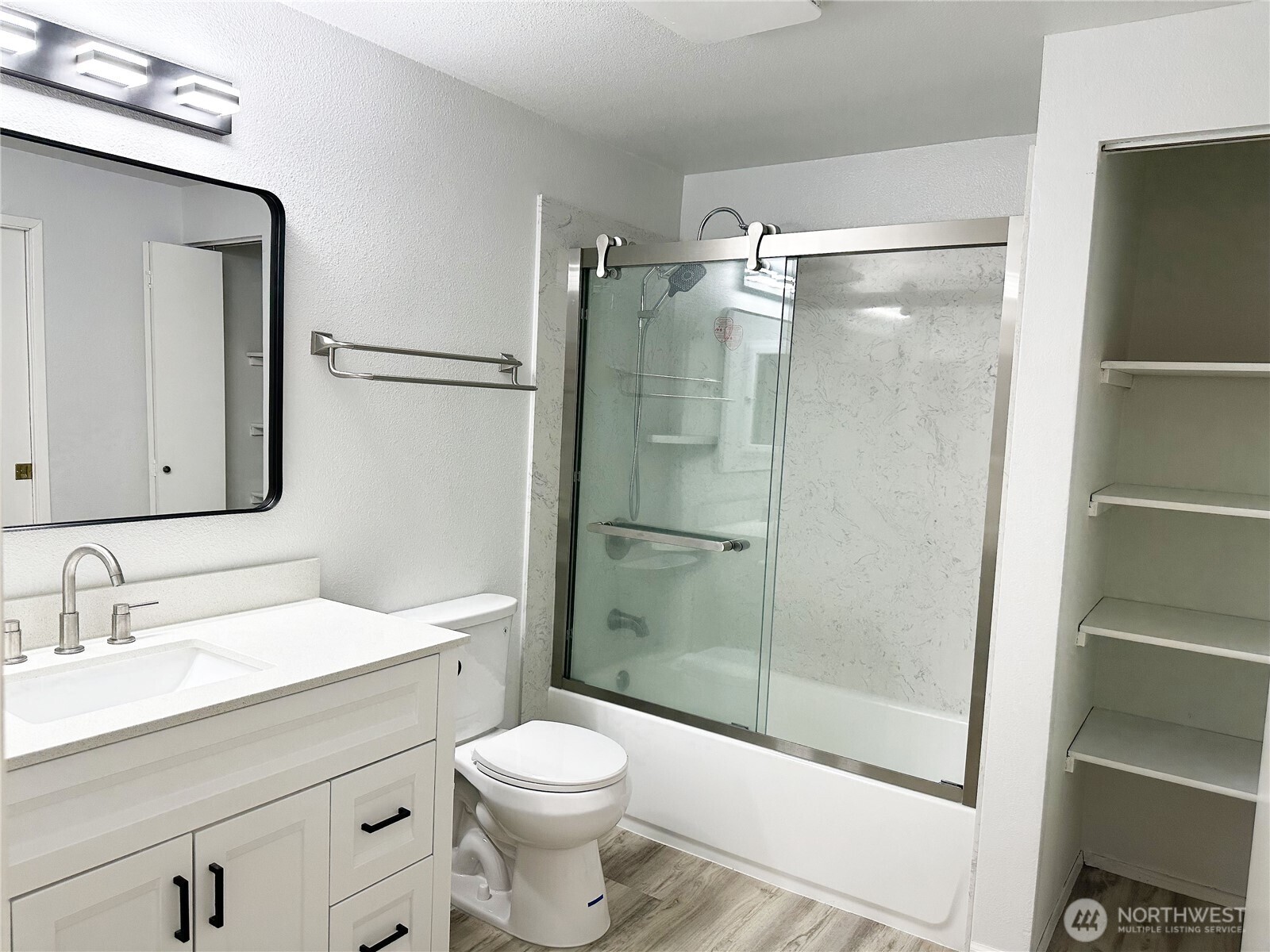 25051 144th Pl SE Kent Wa 98042 Kent WA 98042