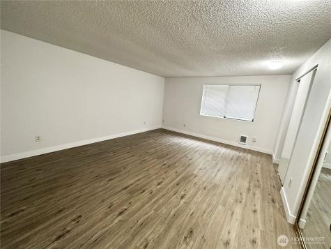 25051 144th Pl SE Kent Wa 98042 Kent WA 98042