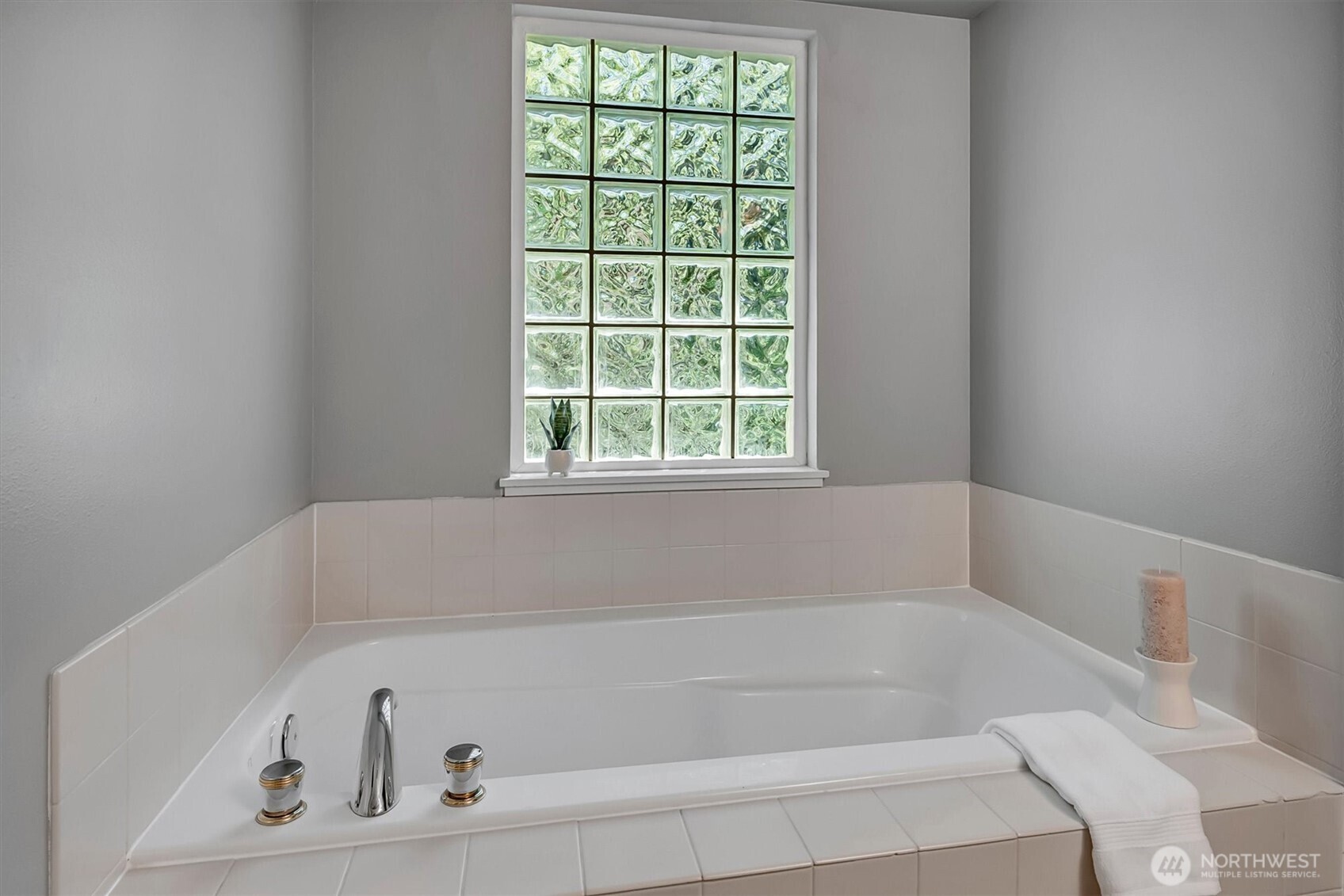 1601 NE Katsura Street Issaquah WA 98029