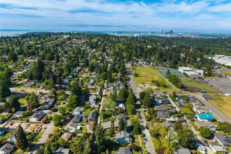 8623 30th Avenue SW Seattle WA 98126