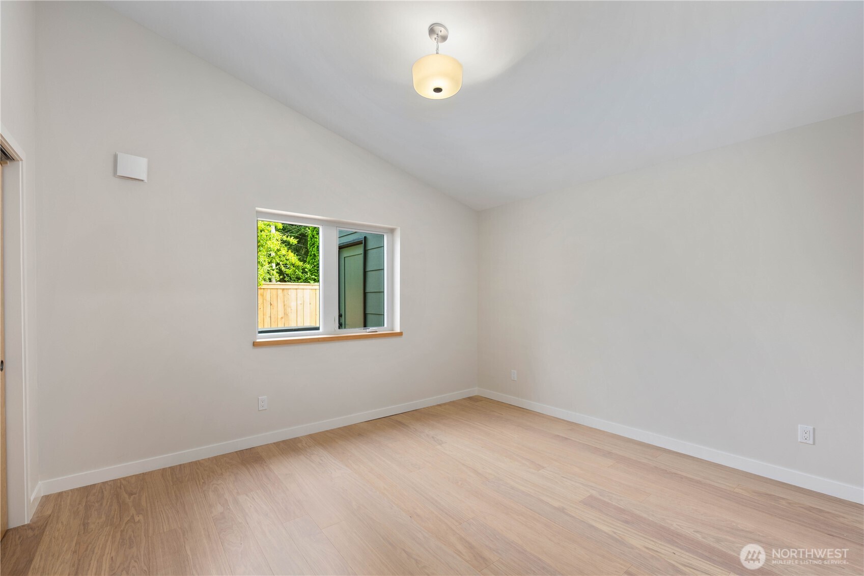 8623 30th Avenue SW Seattle WA 98126