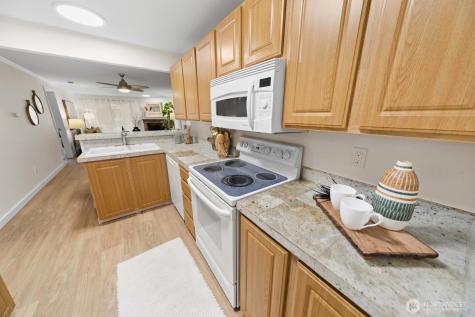 12636 100th Lane NE Kirkland WA 98034
