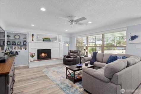 1501 52nd Street SE Everett WA 98203