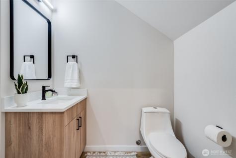 12531 25th Avenue NE Seattle WA 98125