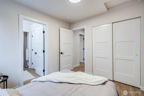 12531 25th Avenue NE Seattle WA 98125