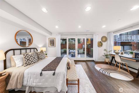 6522 32nd Avenue NE Seattle WA 98115
