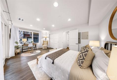 6522 32nd Avenue NE Seattle WA 98115