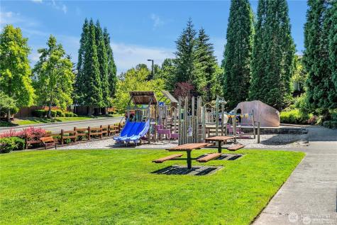22106 41st Place S Kent WA 98032