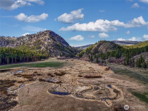 1721 Aeneas Valley Road Tonasket WA 98855