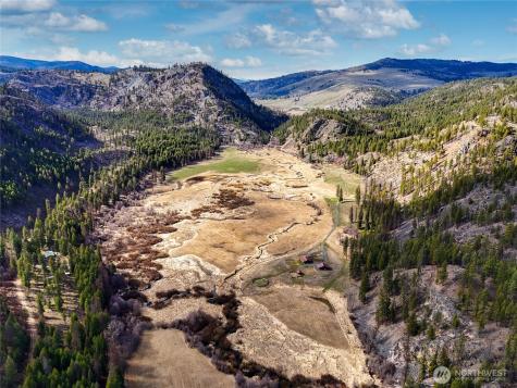 1721 Aeneas Valley Road Tonasket WA 98855