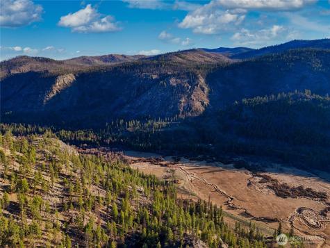 1721 Aeneas Valley Road Tonasket WA 98855