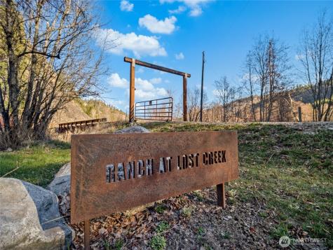 1721 Aeneas Valley Road Tonasket WA 98855