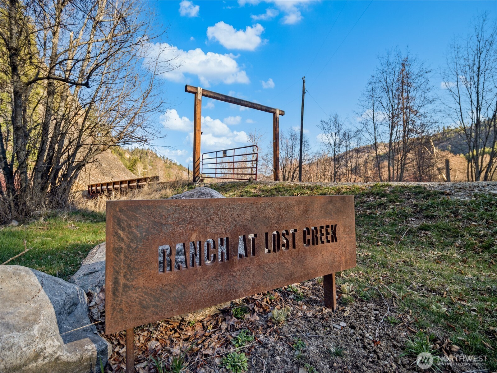 1721 Aeneas Valley Road Tonasket WA 98855