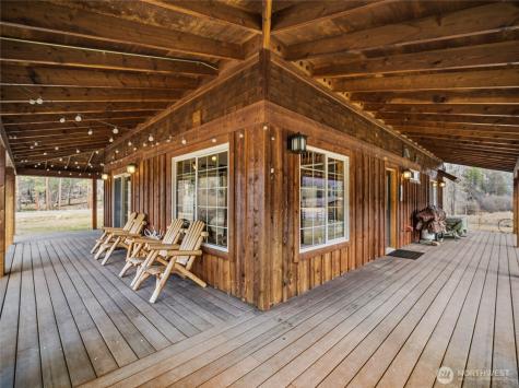 1721 Aeneas Valley Road Tonasket WA 98855