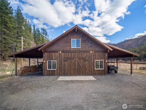 1721 Aeneas Valley Road Tonasket WA 98855