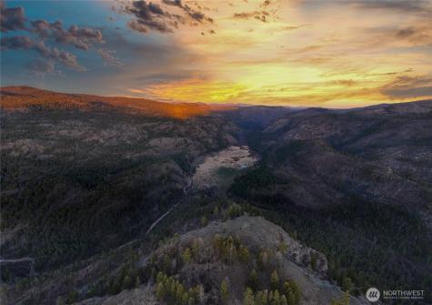 1721 Aeneas Valley Road Tonasket WA 98855