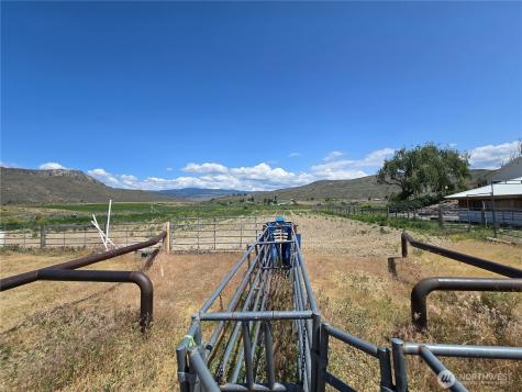 93 Warren Road Tonasket WA 98855