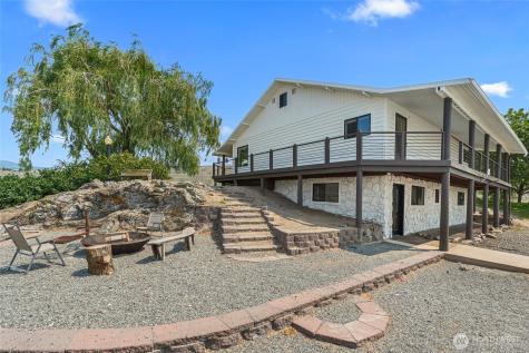 93 Warren Road Tonasket WA 98855