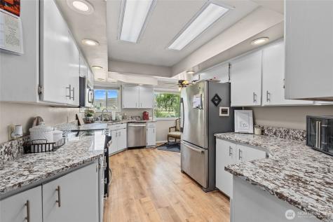 93 Warren Road Tonasket WA 98855