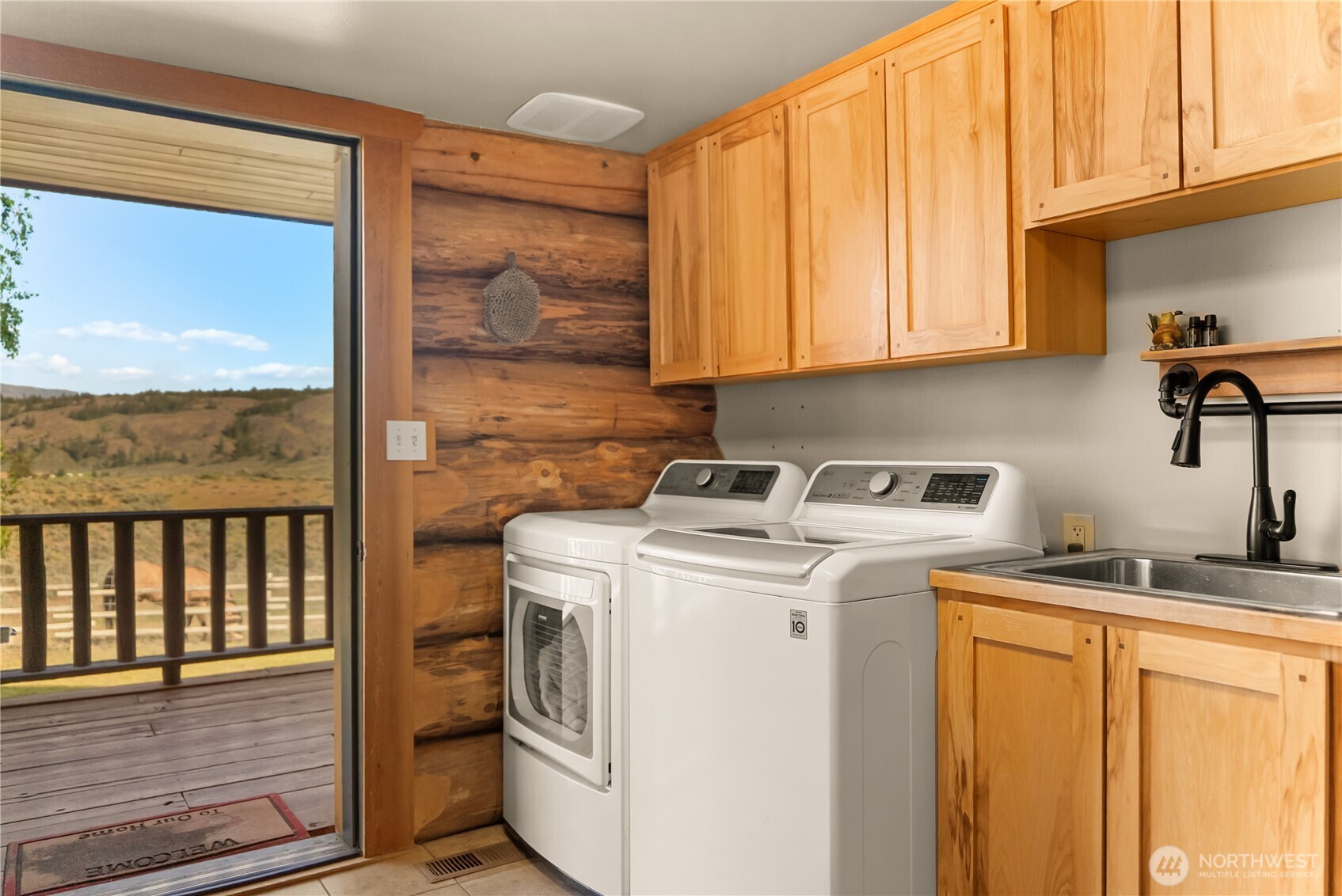 112 Pine Creek Road Tonasket WA 98855