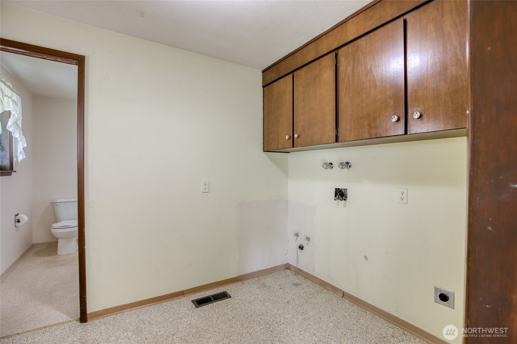 21 Wynooche Valley Road Montesano WA 98563