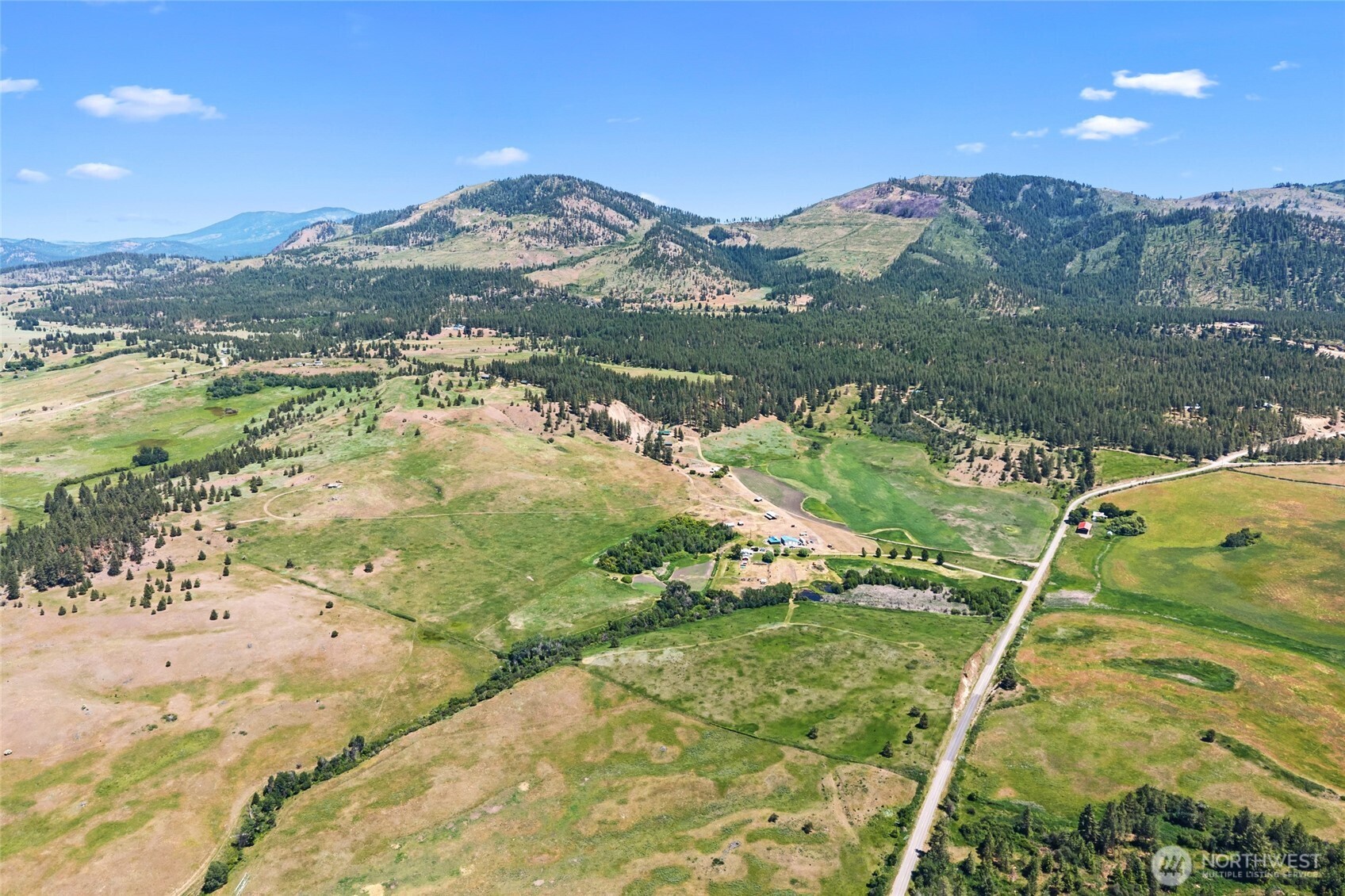 5793 Fruitland Valley Road Fruitland WA 99129
