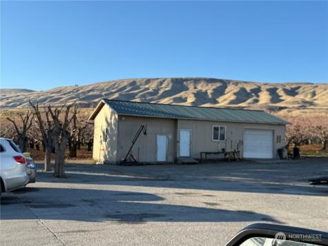 556 Jack Wells Road Bridgeport WA 98813