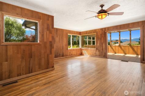 25443 Pioneer Way NW Poulsbo WA 98370