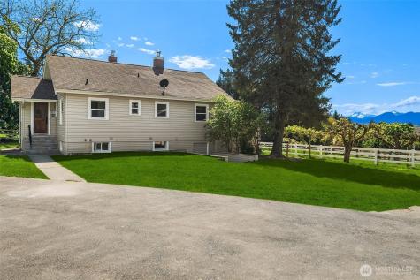 25443 Pioneer Way NW Poulsbo WA 98370