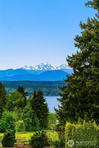 25443 Pioneer Way NW Poulsbo WA 98370