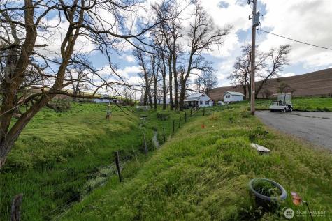 950 Lewis Peak Road Waitsburg WA 99361