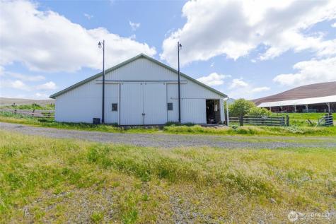 950 Lewis Peak Road Waitsburg WA 99361