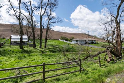 950 Lewis Peak Road Waitsburg WA 99361