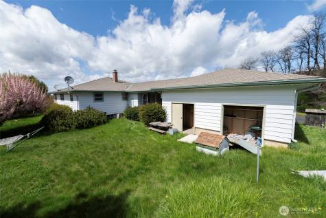 950 Lewis Peak Road Waitsburg WA 99361
