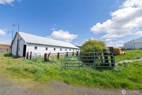 950 Lewis Peak Road Waitsburg WA 99361