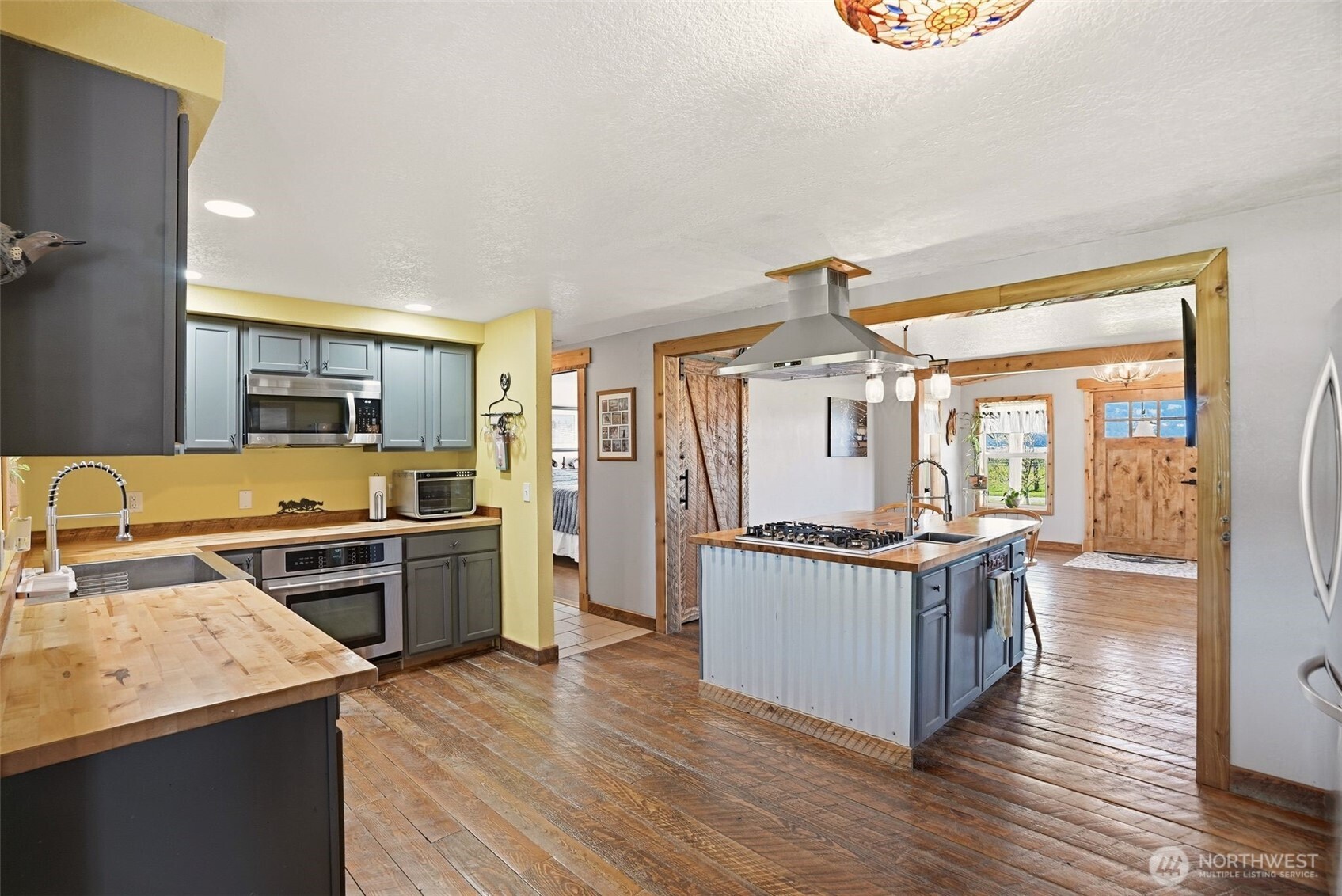 2536, 2536 B & 25xx Heine Road Chewelah WA 99109