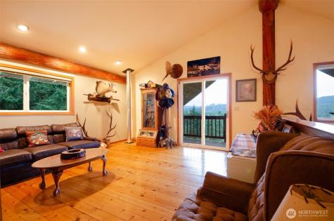 201 Jylha Rochester WA 98579